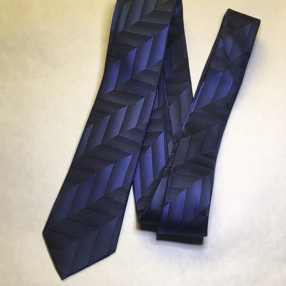 Haight & Ashbury blue/black multi-stripe diagonal striped narrow tie. 100% silk - Picture 3 of 10